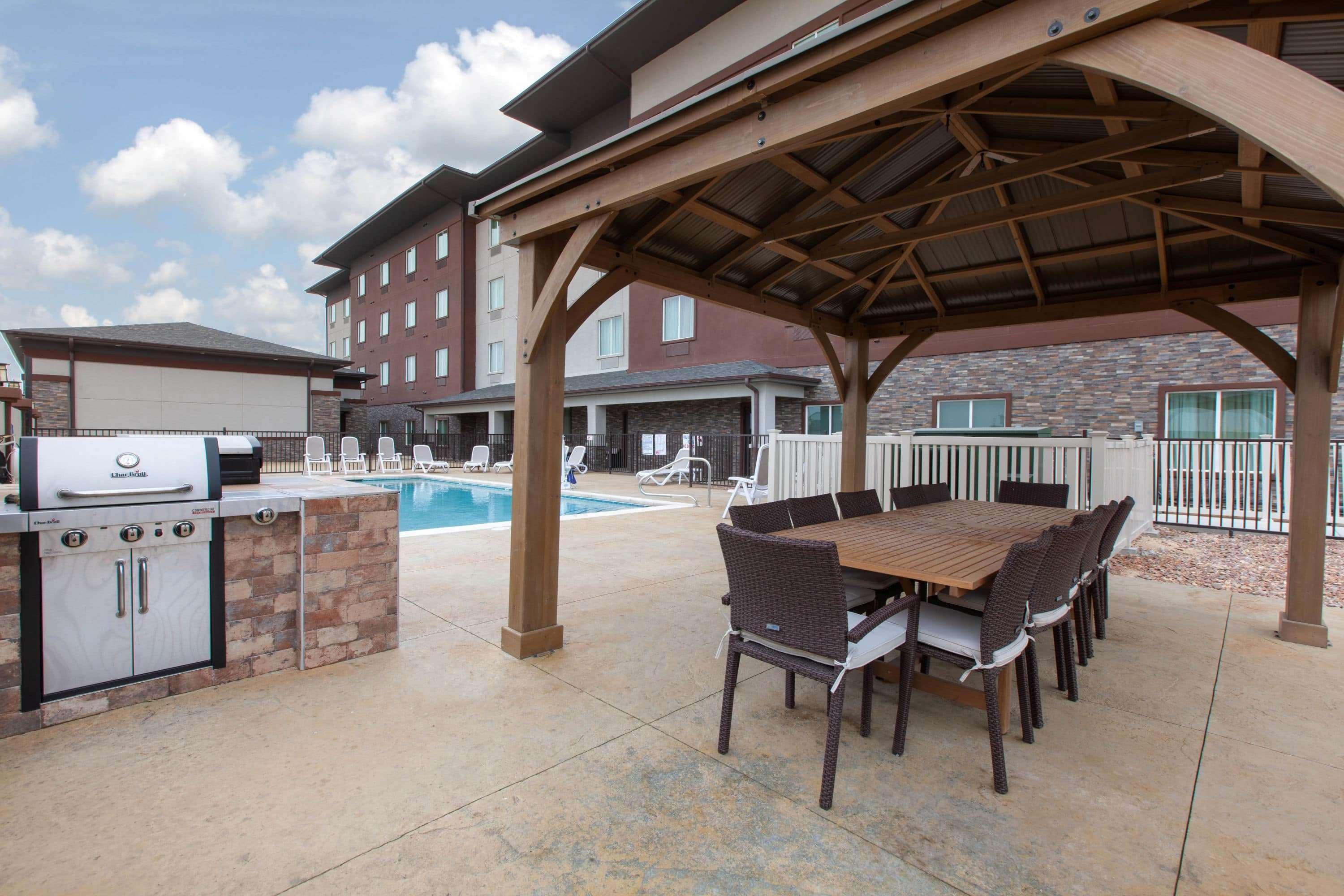 Hawthorn Extended Stay By Wyndham Oděsa Exteriér fotografie